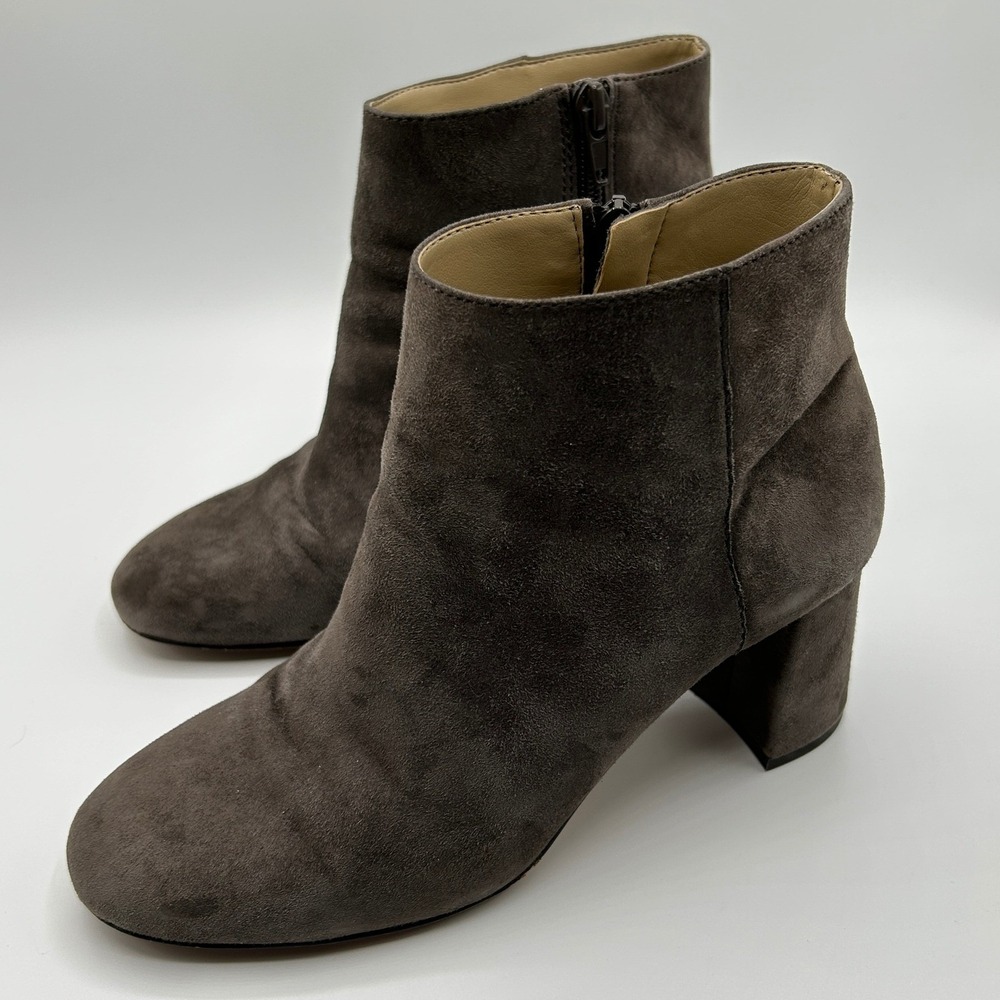 Ann Taylor Suede Leather Block Heel Side Zip Ankle Booties Size 5.5M Dark Gray